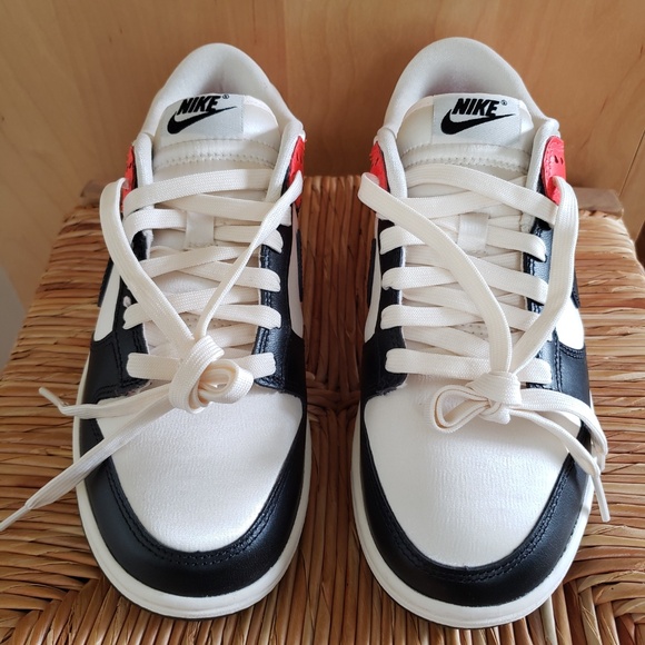 Nike Air Force One Satin Low Dunk Size 7.5 NEW! - Picture 16 of 16